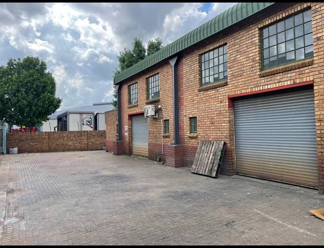 INDUSTRIAL PROPERTY TO RENT IN HENNOPSPARK